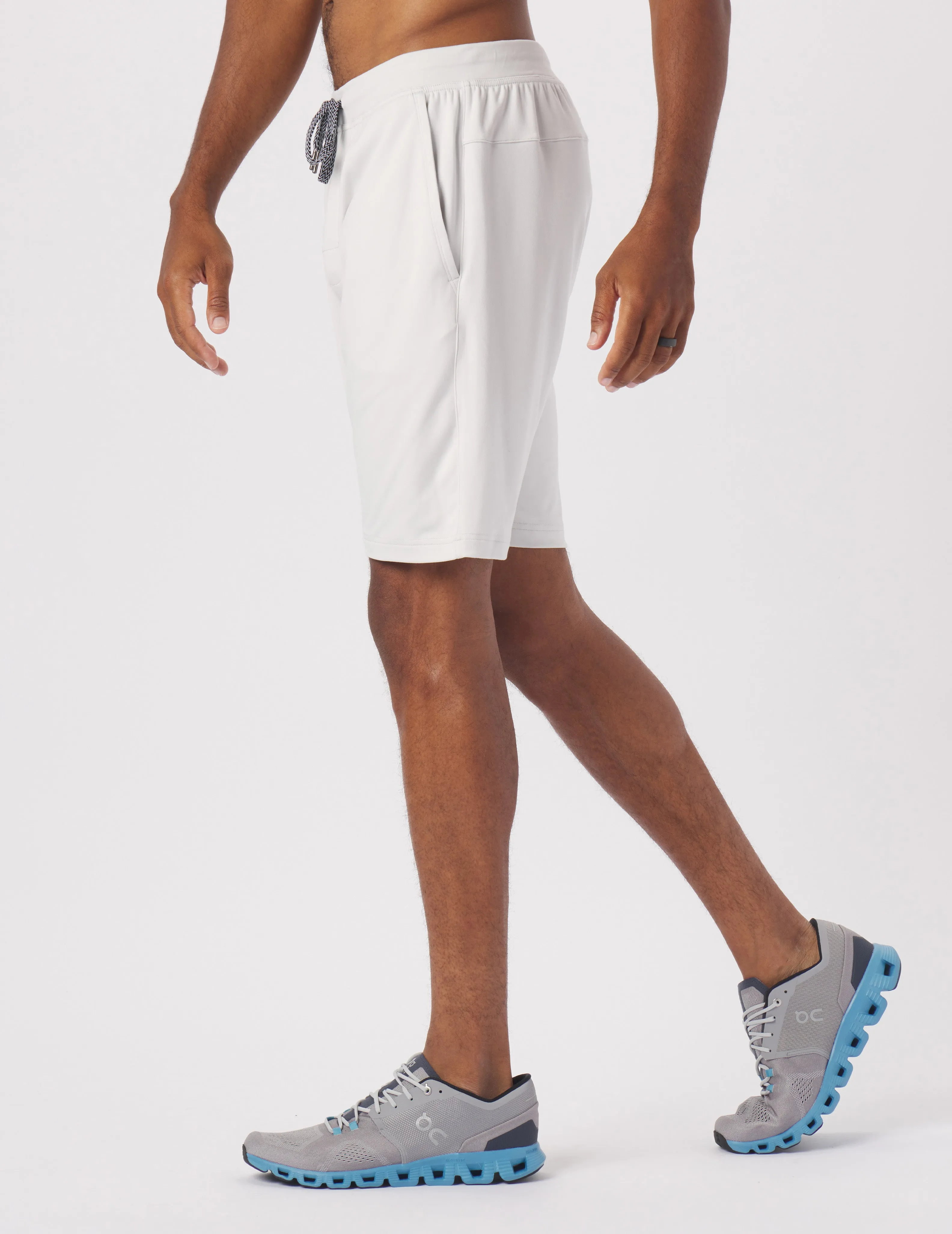 Medalist Short 7.5": Ash Grey