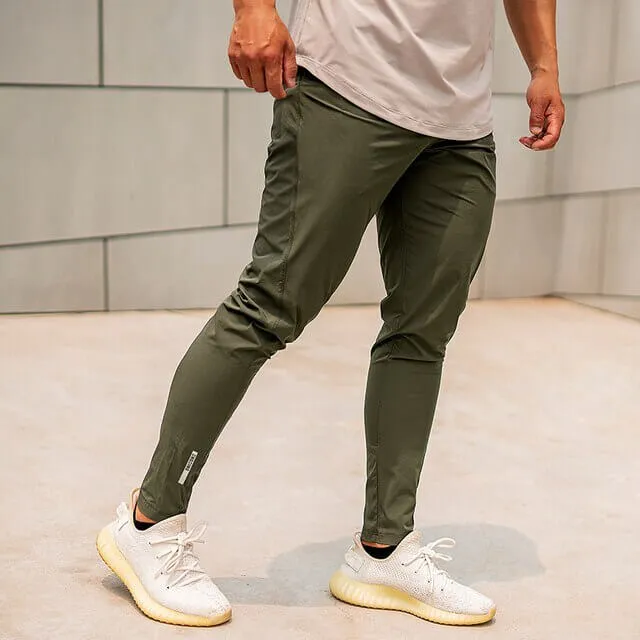 Men's Tapered Joggers: Lightweight & Stretchy