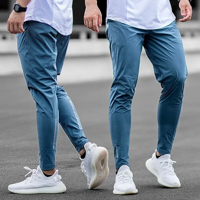 Men's Tapered Joggers: Lightweight & Stretchy