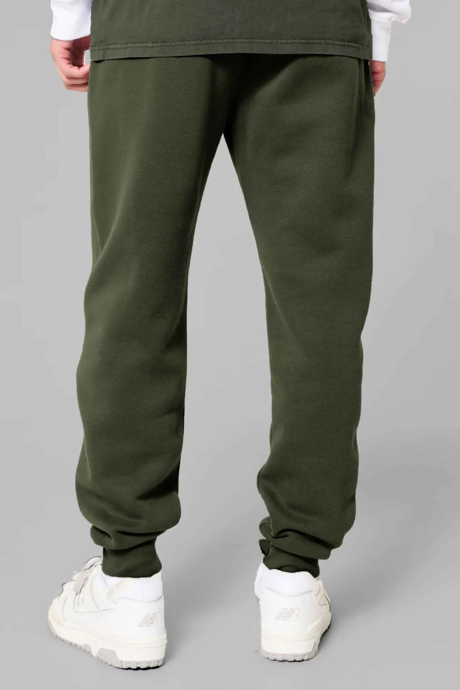 Premium Fleece joggers (Olive)