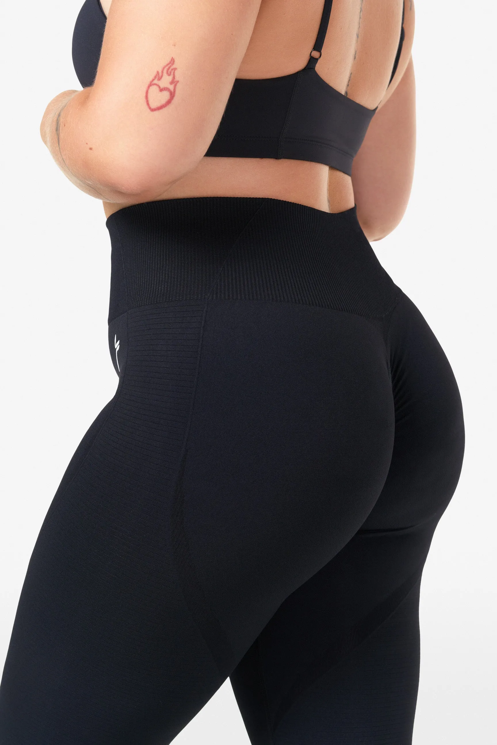 Vortex Scrunch Leggings
